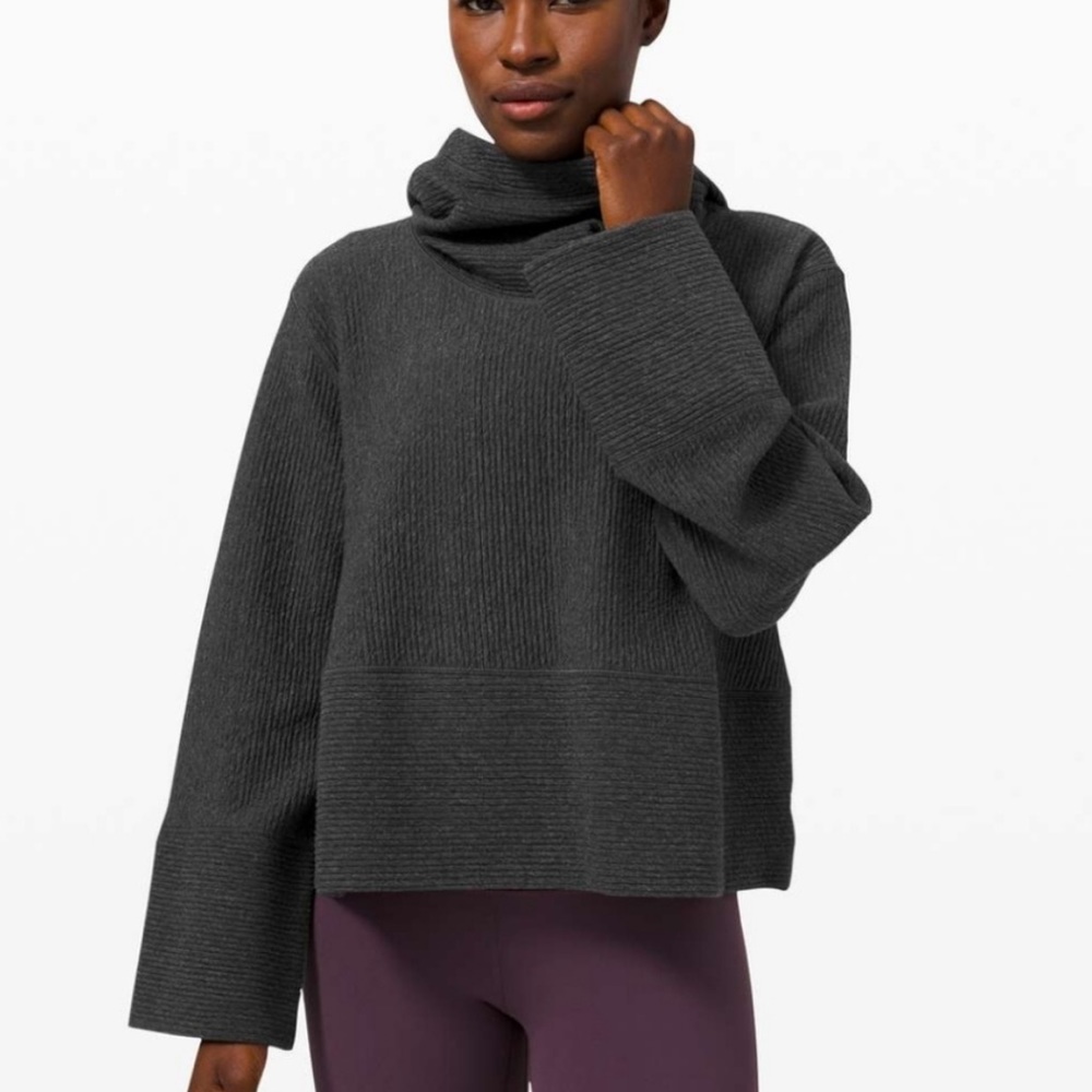 NWT LULU LEMON sweatshirt